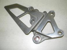 Правый водительский кронштейн на Kawasaki ZXR750  ZX750 Ninja ZX-7R 1989-2003 г.в. Part# 35011-1553