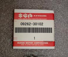 Оригинальный новый подшипник Suzuki 09262-30102-000 BEARING (размер 30X55X13)