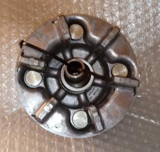 Задняя ступица колеса для мотоцикла Suzuki RG125 Gamma модель NF13A - фото 3