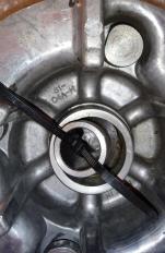 Задняя ступица колеса для мотоцикла Suzuki RG125 Gamma модель NF13A - фото 2